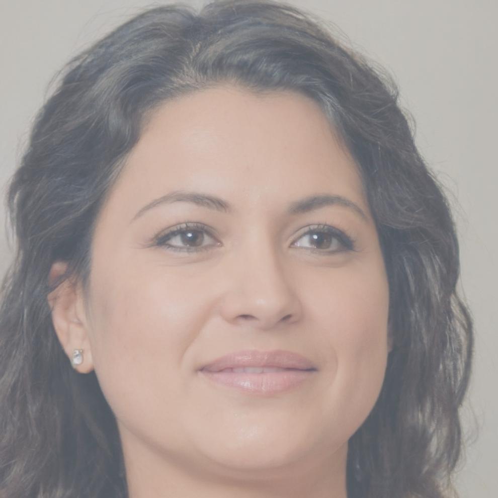 Portrait von Expertin Veronika Schneeweiß